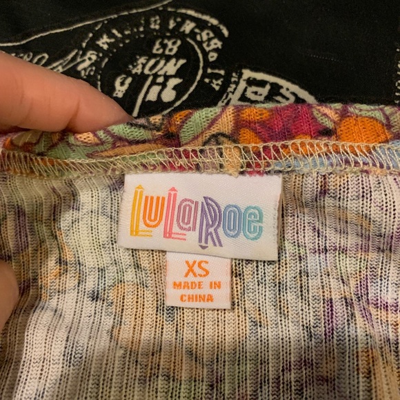 Floral lularoe Sarah!! - Picture 3 of 4